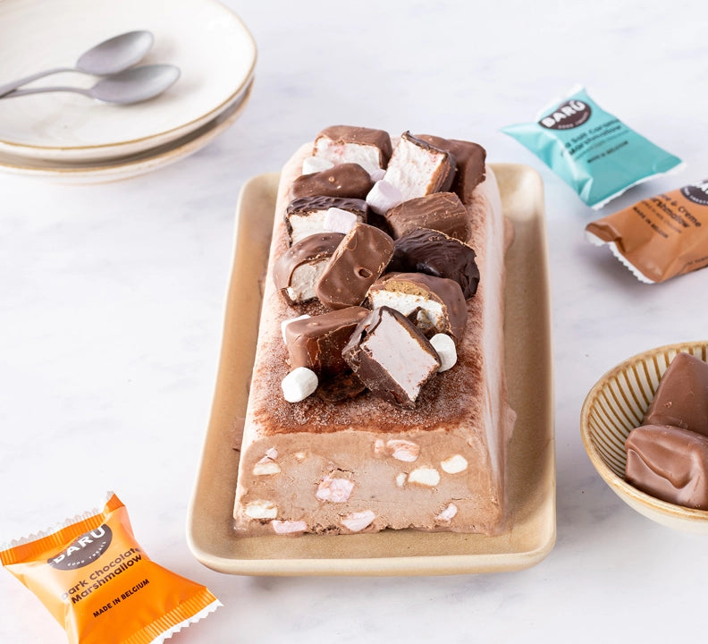 Milk Chocolate Marshmallows (54gr)